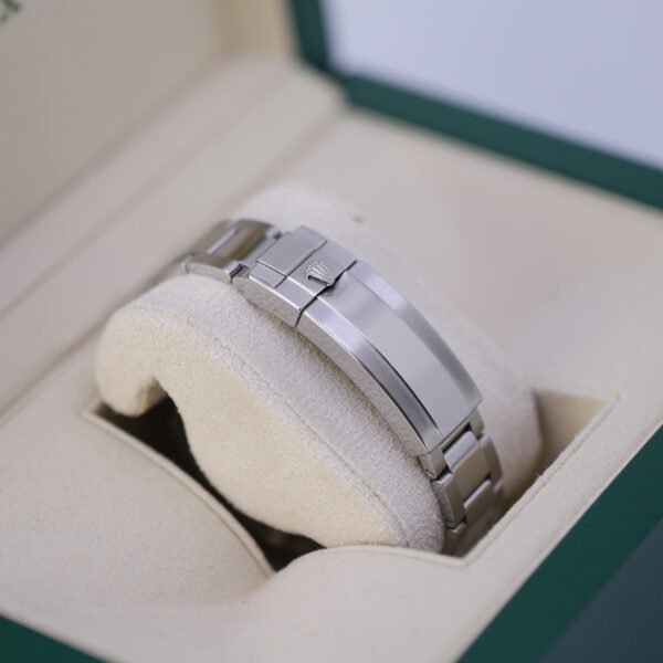 Rolex Submariner 116610 Oyster Perpetual Date Aftermarket Dial, Diamond Bezel and Lugs Watch - Image 5